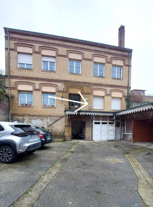 Apartment Le Calme Au Centre-ville Dans Cour Interieure, Avec Place De Parking Privee *